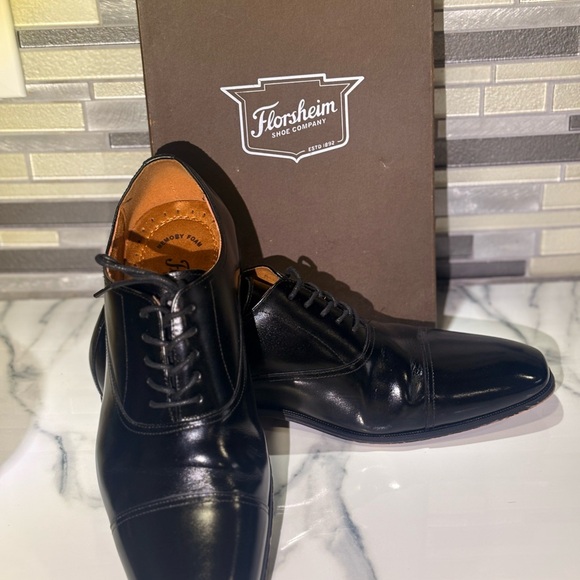 Florsheim Black Cap-Toe Leather Derby Dress Shoes